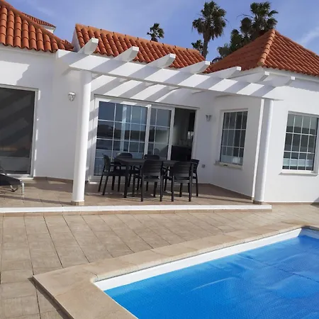Villa 5* Privater Pool, Meerblick,glasfase *